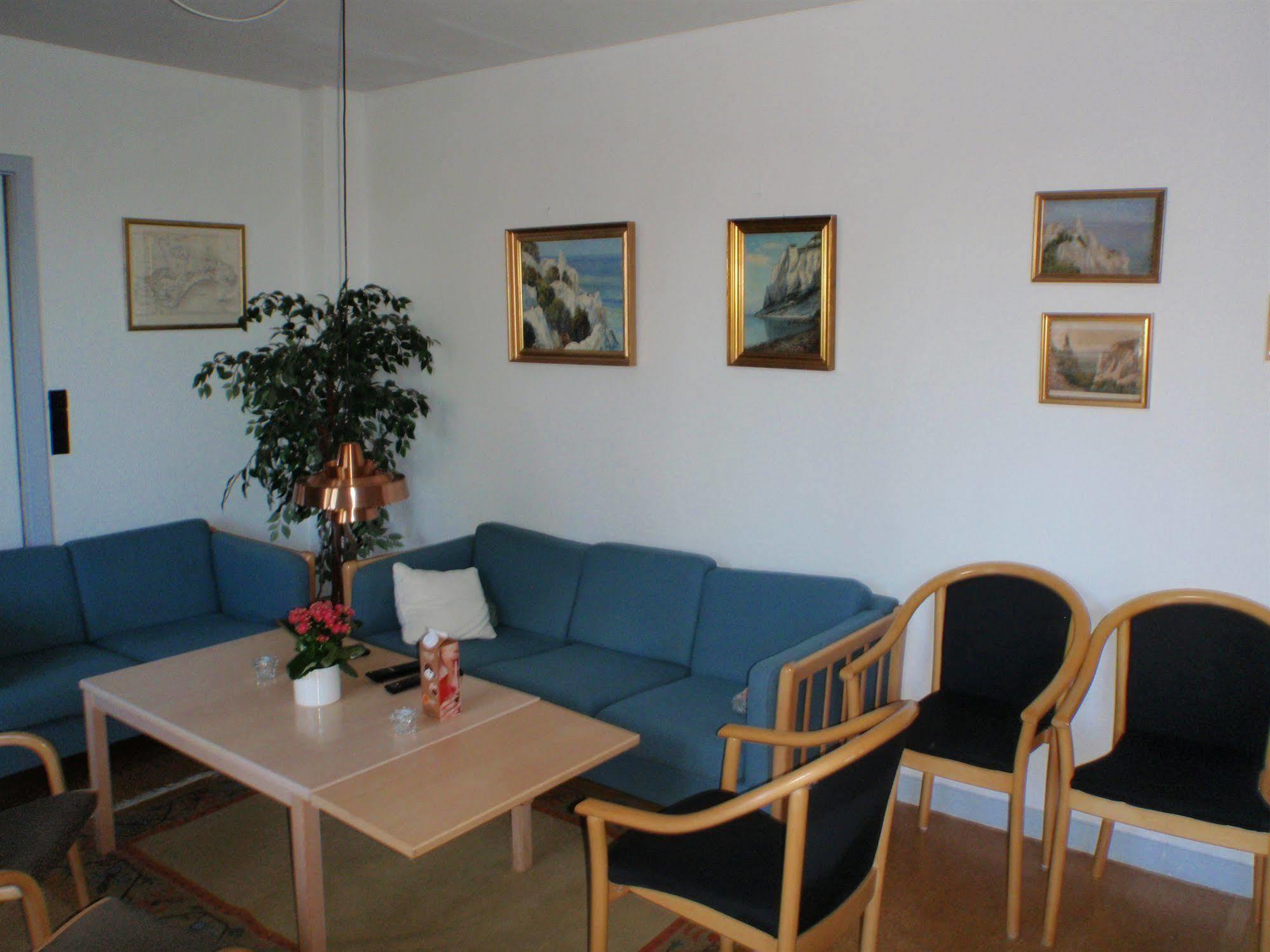 Mon Hostel & Vandrehjem Borre Exterior photo